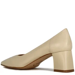 Décolleté Da Donna In Pelle Colore Beige Con Tacco Medio