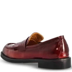 Mocassino Con Frange Da Donna In Pelle Lucida Colore Bordeaux Fatti A Mano In Italia