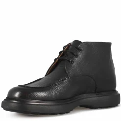Polacchino Allacciato Da Uomo In Pelle Martellata Nera E Suola In Vibram