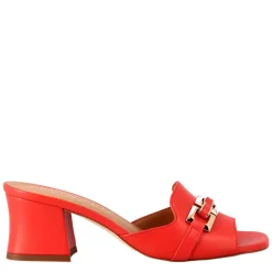 Sandalo Aperto Con Fibbia Da Donna In Pelle Colore Rosso