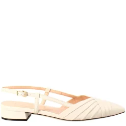 Sandalo Chiuso Tacco Medio Da Donna A Punta In Pelle Plissè Colore Beige