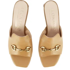 Sandalo Slider Da Donna In Pelle Colore Marrone Chiaro Con Morsetto