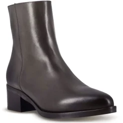 Stivaletto A Punta Da Donna, In Pelle Colore Nero Fatto A Mano
