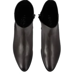 Stivaletto A Punta Da Donna, In Pelle Colore Nero Fatto A Mano