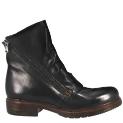 Stivaletto Da Donna In Pelle Lavata Colore Nero Con Doppia Zip